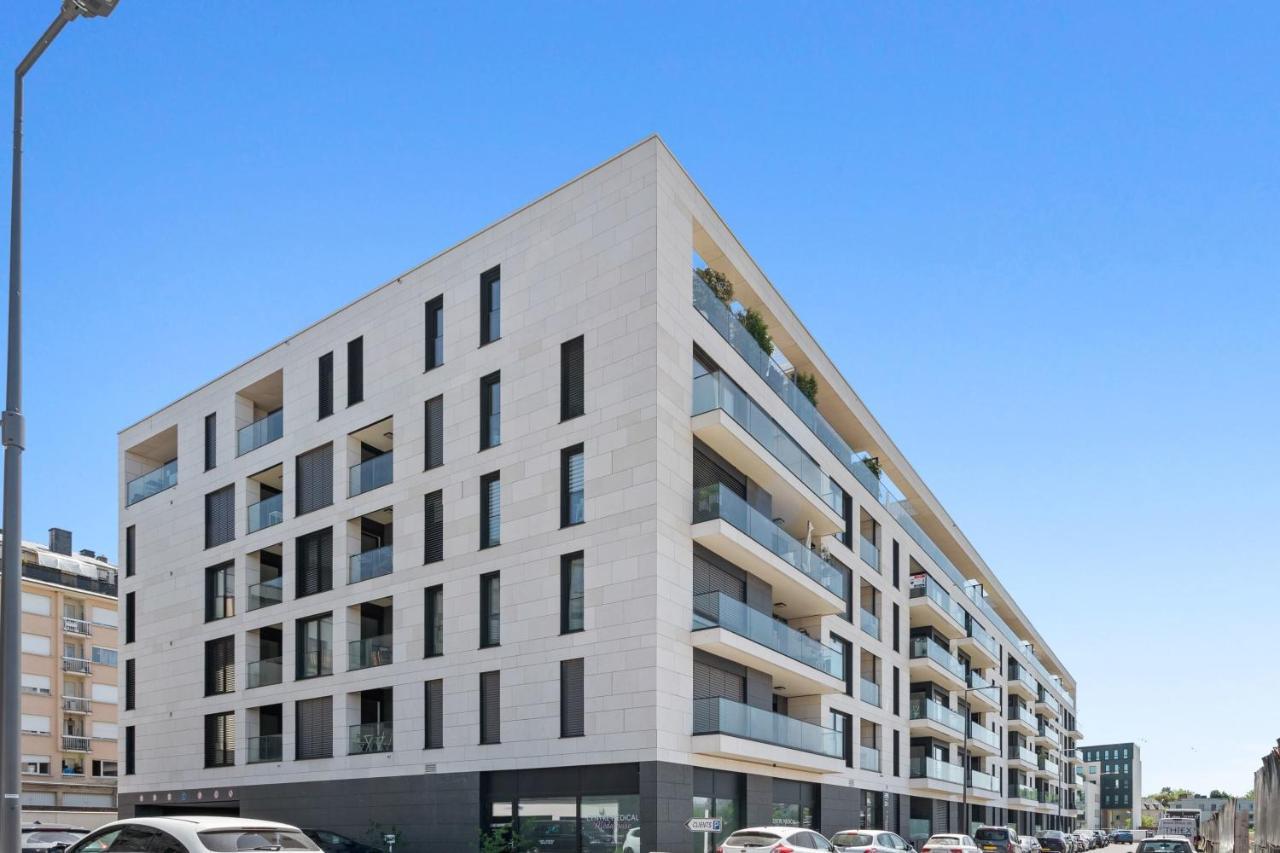 Cloche D'Or Proximity - Sleek Urban Space Luxembourg Bagian luar foto