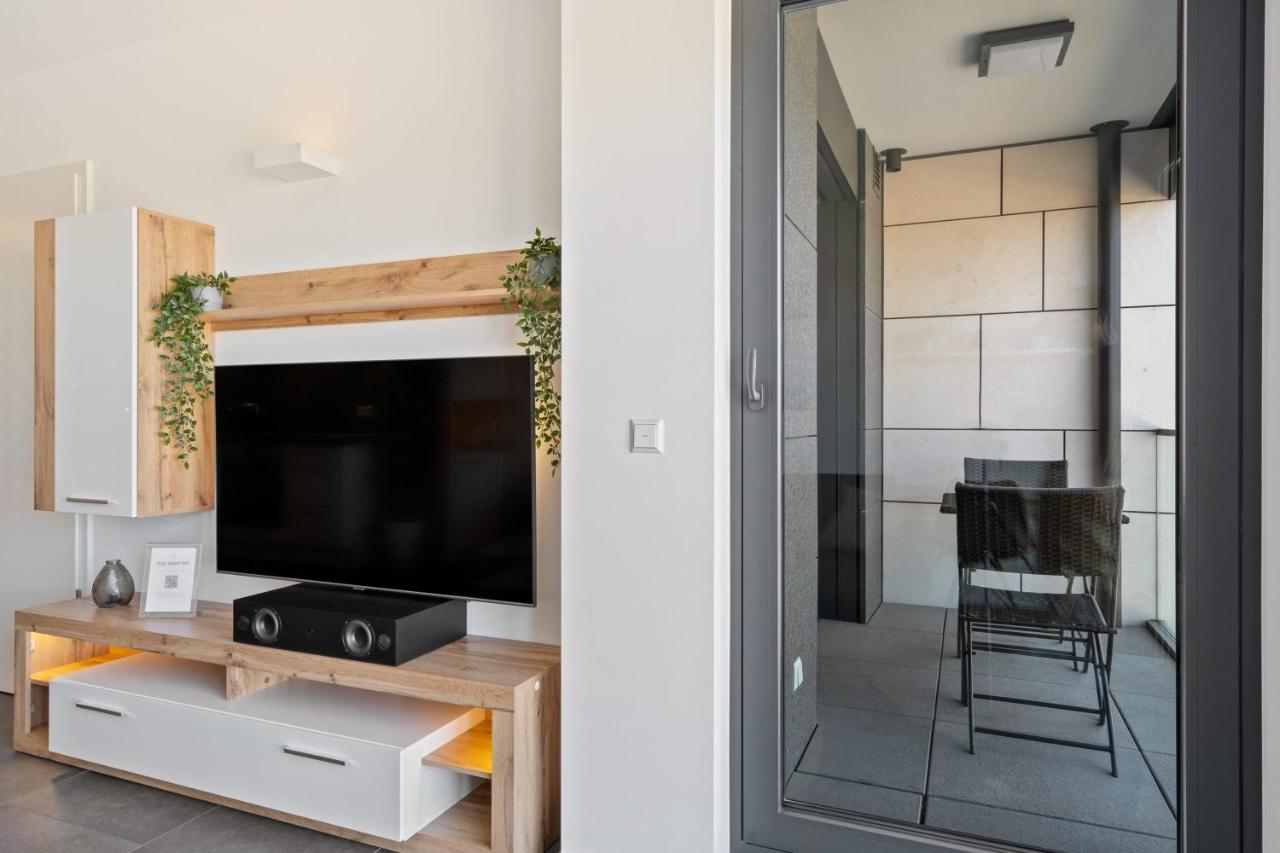 Cloche D'Or Proximity - Sleek Urban Space Luxembourg Bagian luar foto