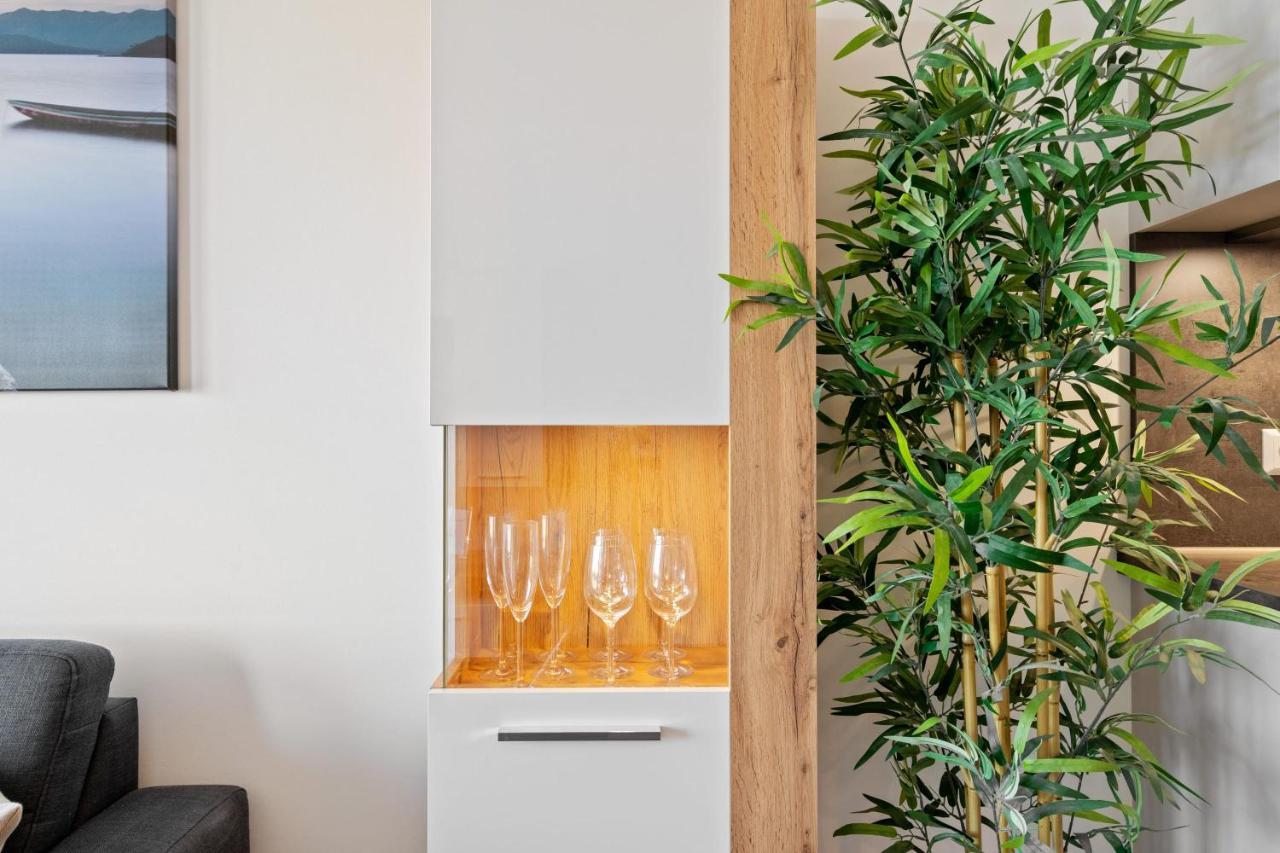 Cloche D'Or Proximity - Sleek Urban Space Luxembourg Bagian luar foto